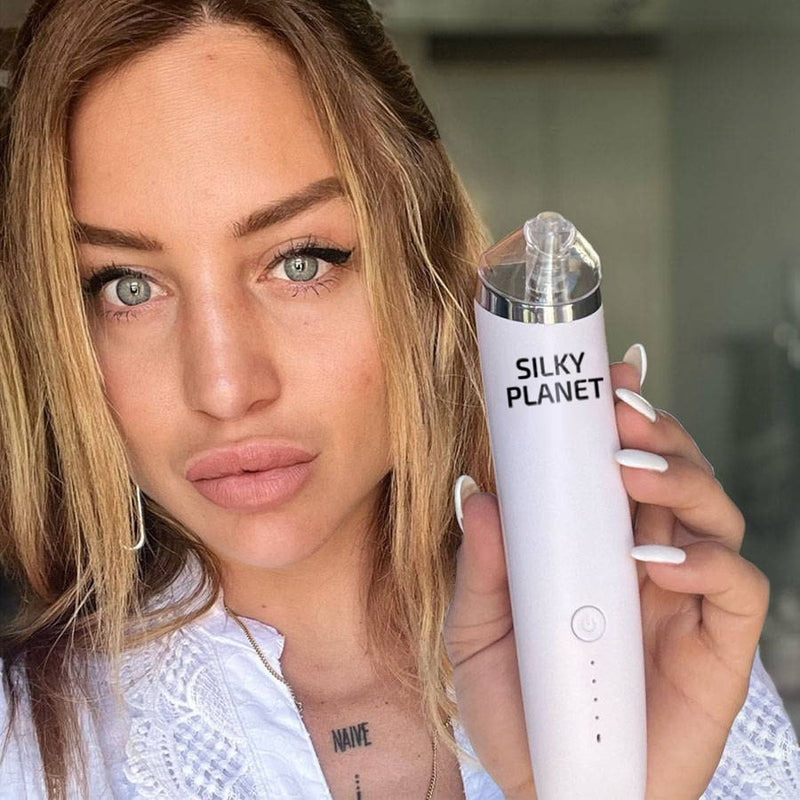 Nahaufnahme des Aufsatzes vom Silky Planet Porenreiniger – wechselbare Düsen für verschiedene Hautpartien wie Nase und Kinn.