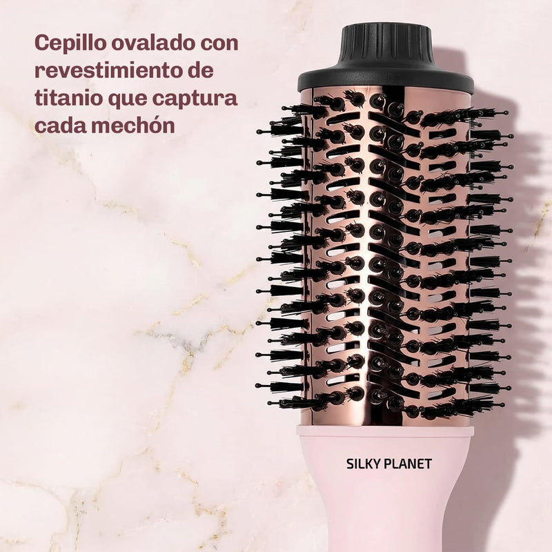 Cepillo blowout para crear peinados con volumen, suavidad y acabado de peluquería.