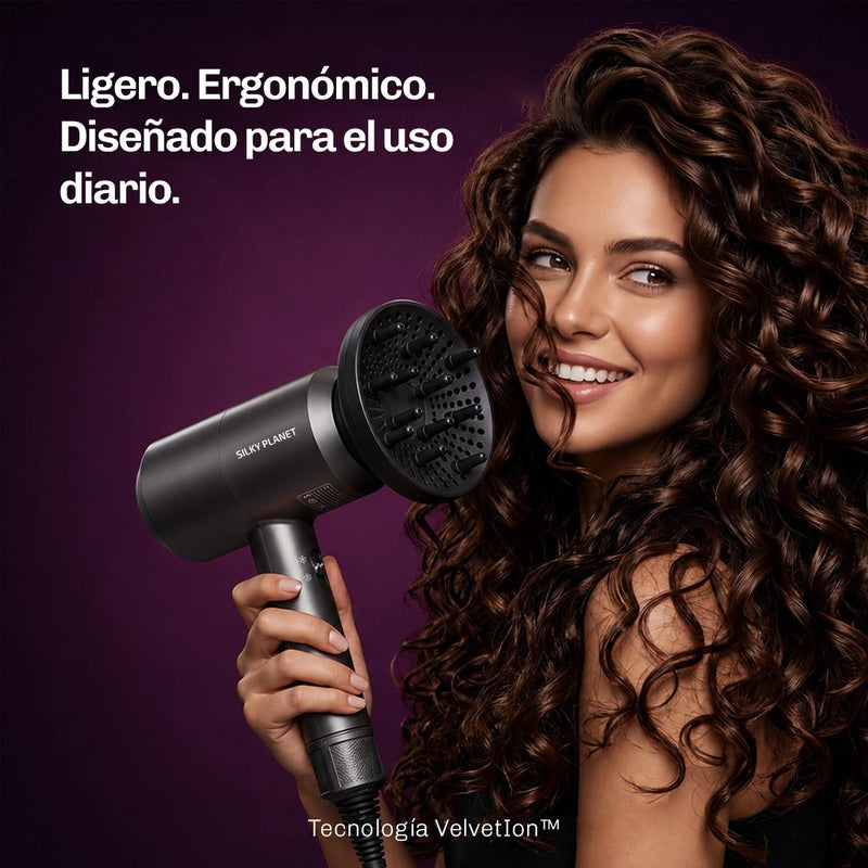 Secador de pelo de secado rápido AirFusion para ahorrar tiempo y conseguir un peinado perfecto.