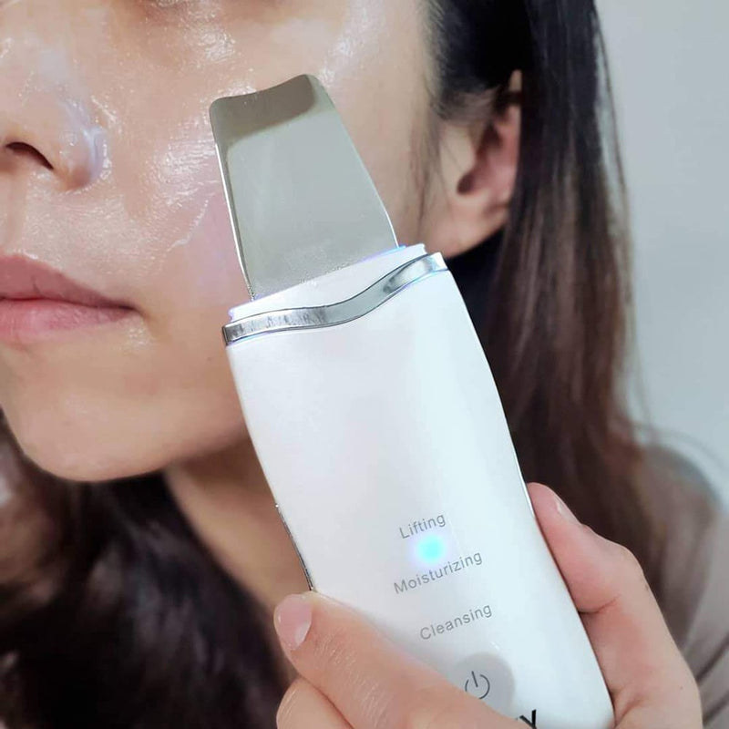 Sanft zu empfindlicher Haut – mechanikfrei, ohne Reiben; schonendes Ultraschall Peeling